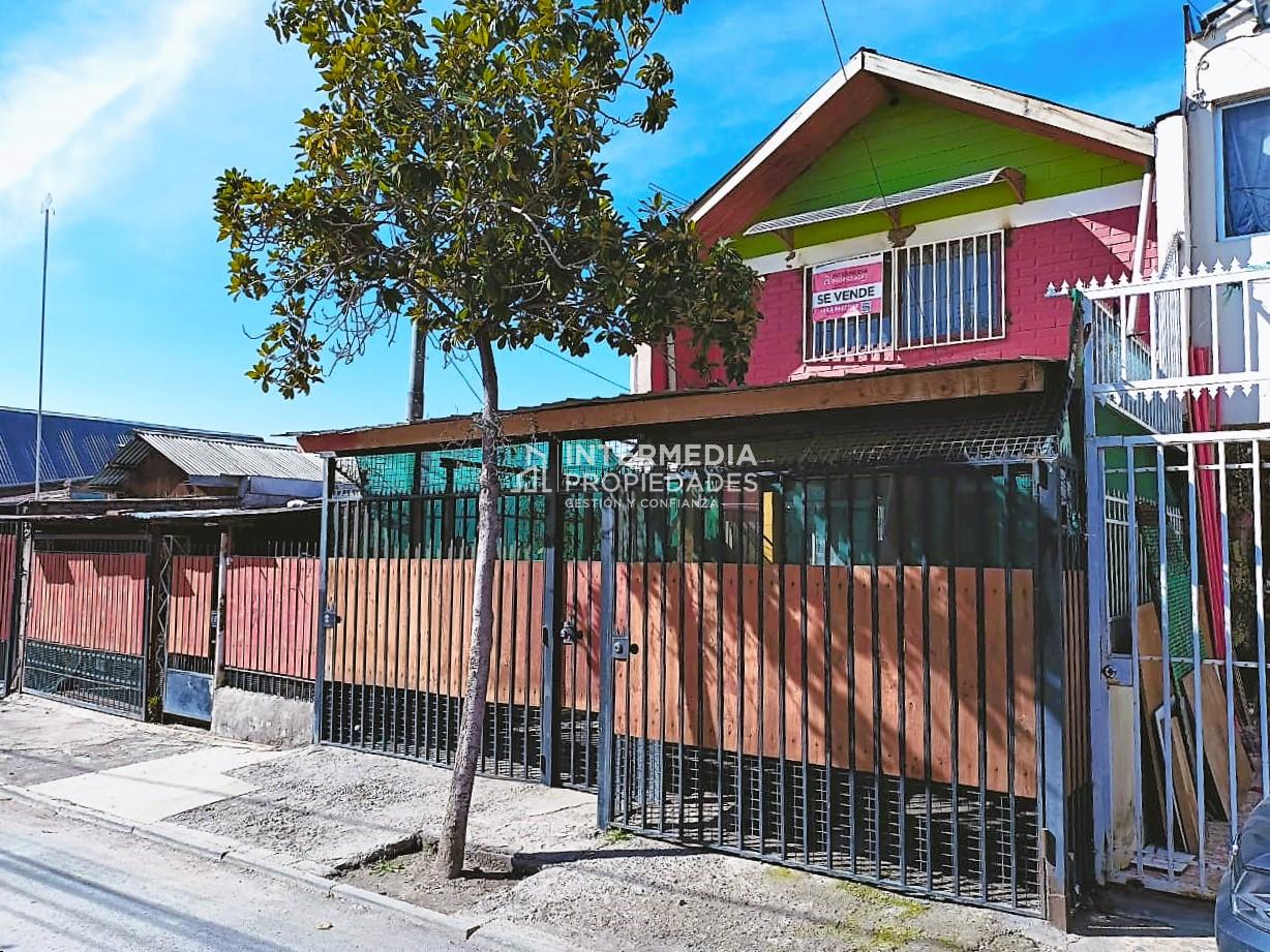 Hermosa propiedad con 2 casas de segundo piso.Excelente para inversión.